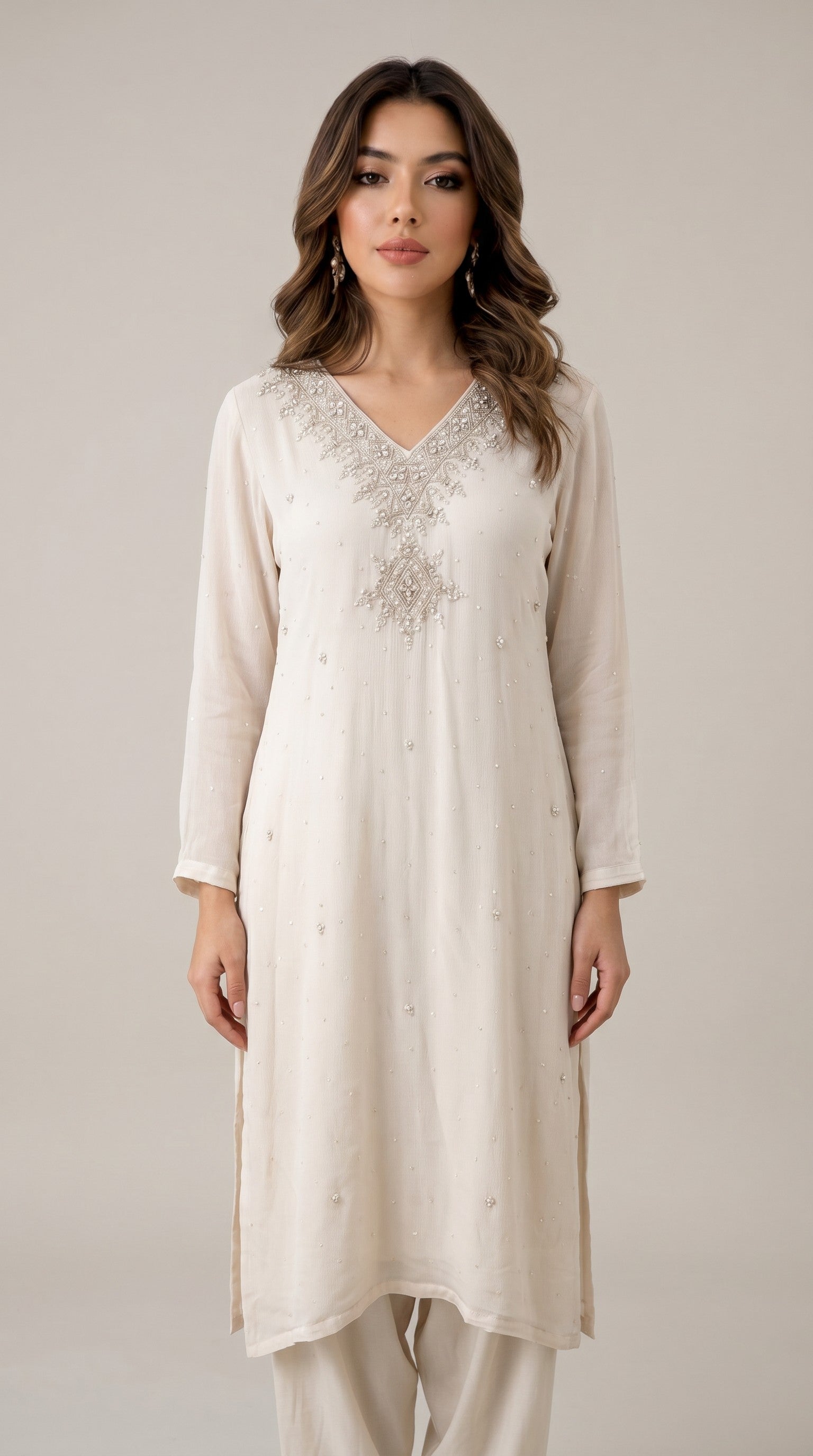 The Pearl Essence Chinnon Set