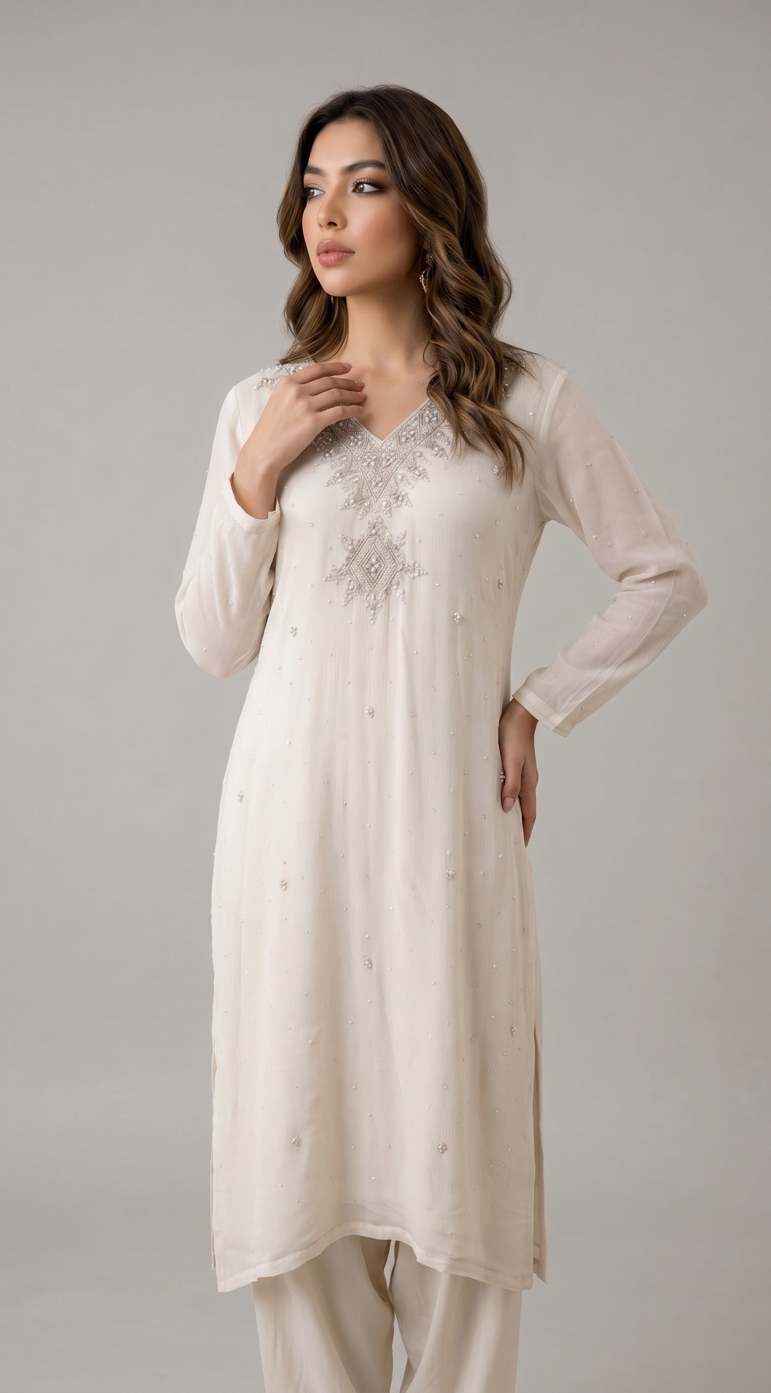 The Pearl Essence Chinnon Set