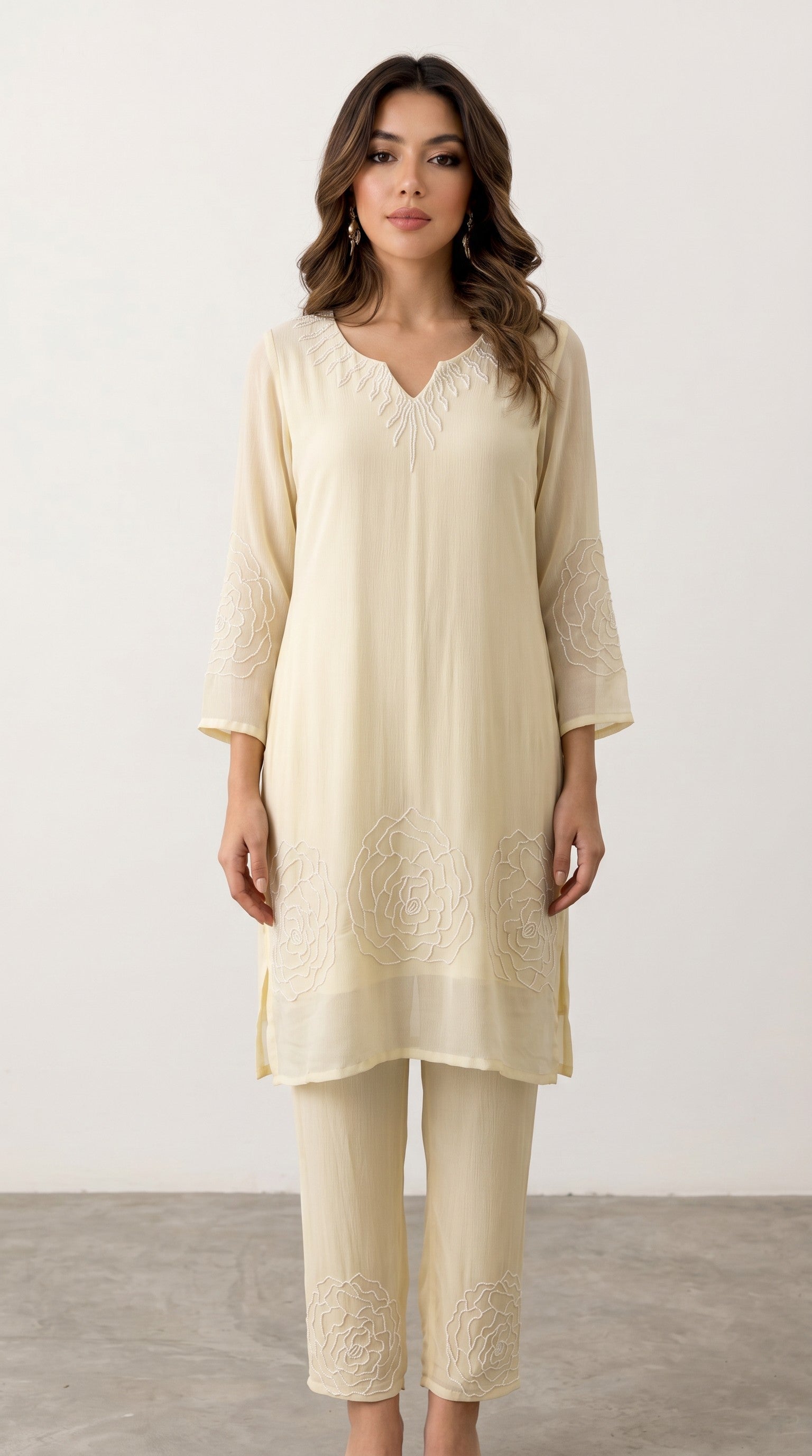 The Rose Whisper Chinnon Set