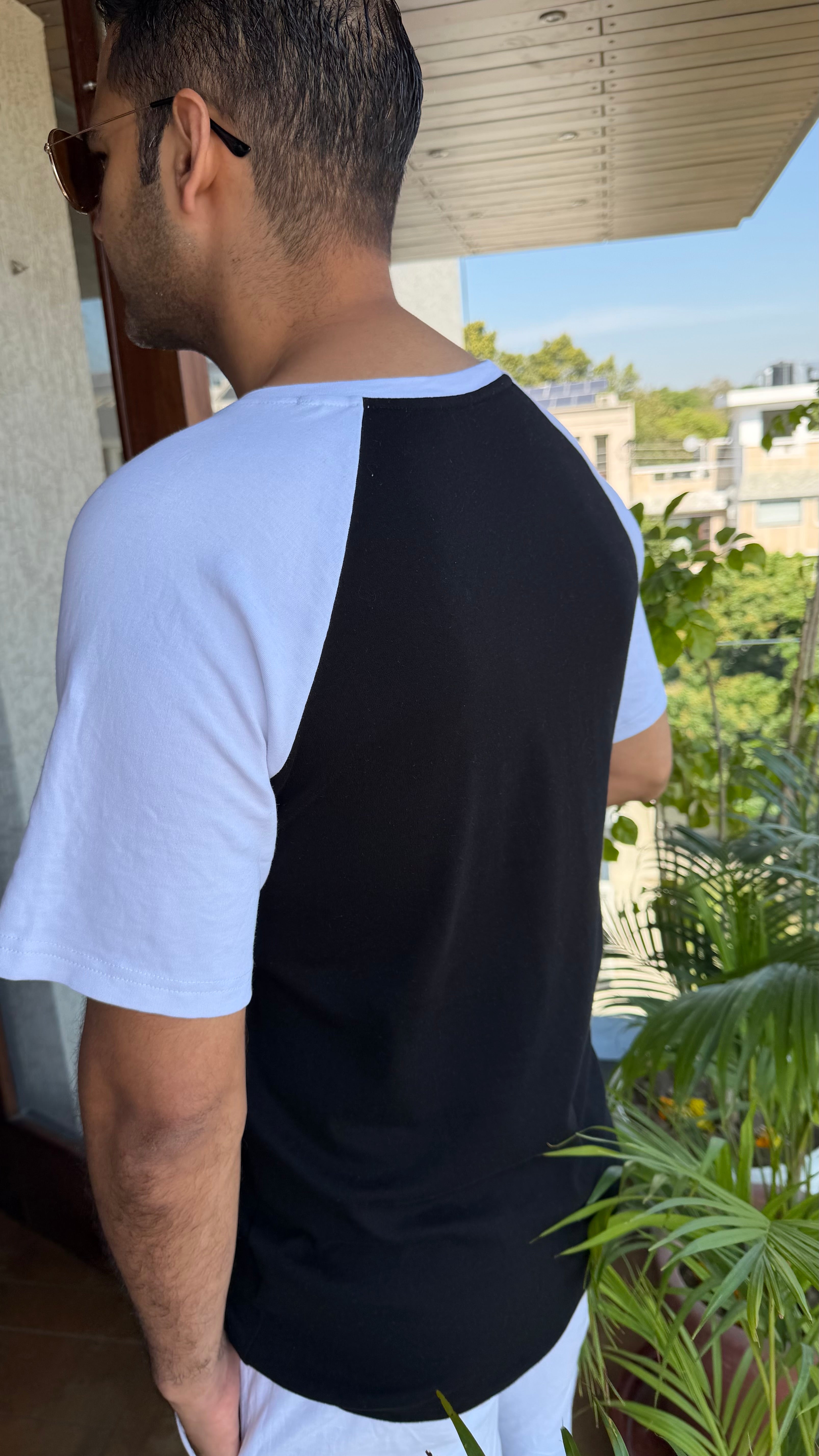 Orbit Raglan - Black (Men)