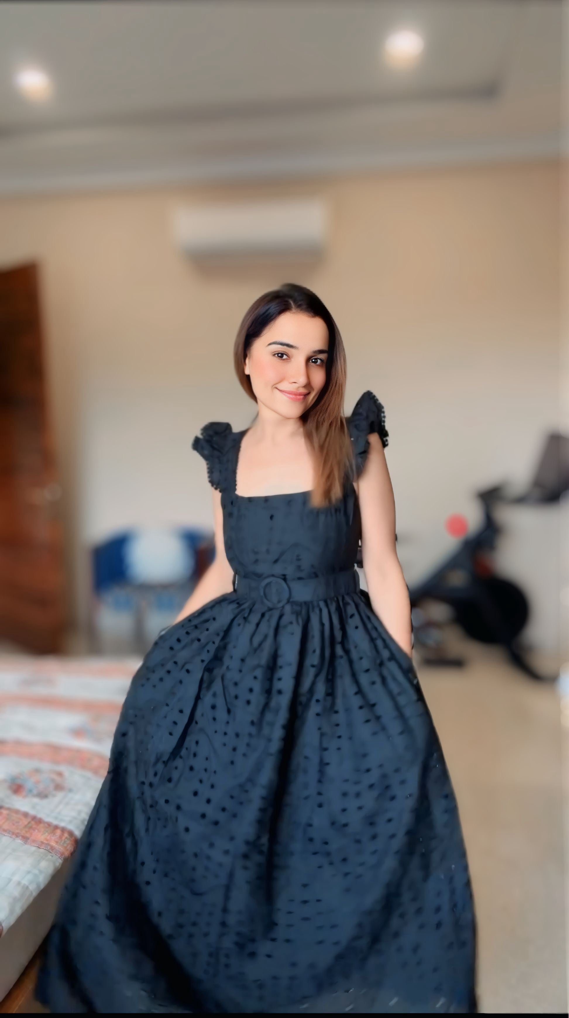 The Lace Dress - Black