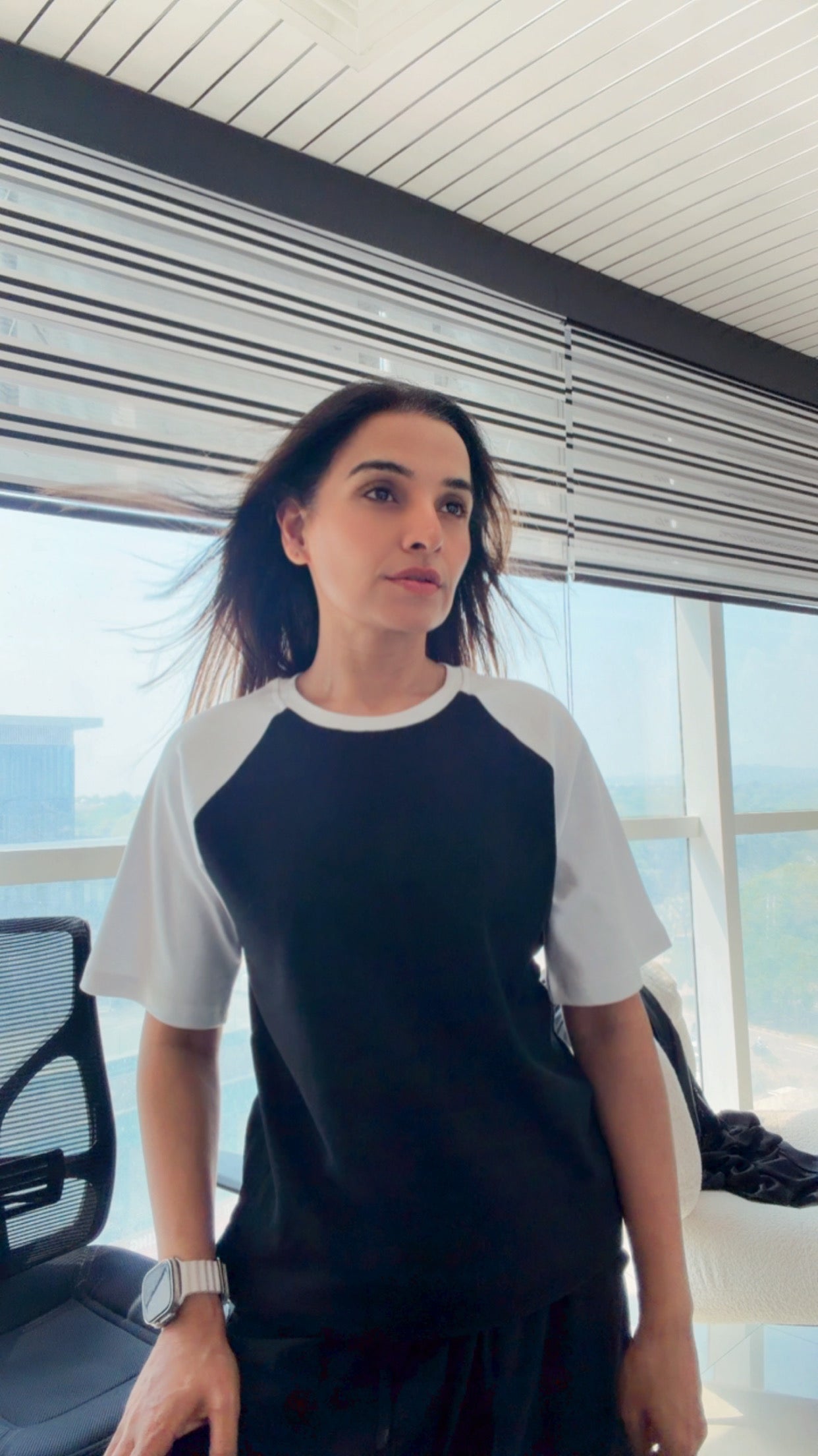 Orbit Raglan - Black