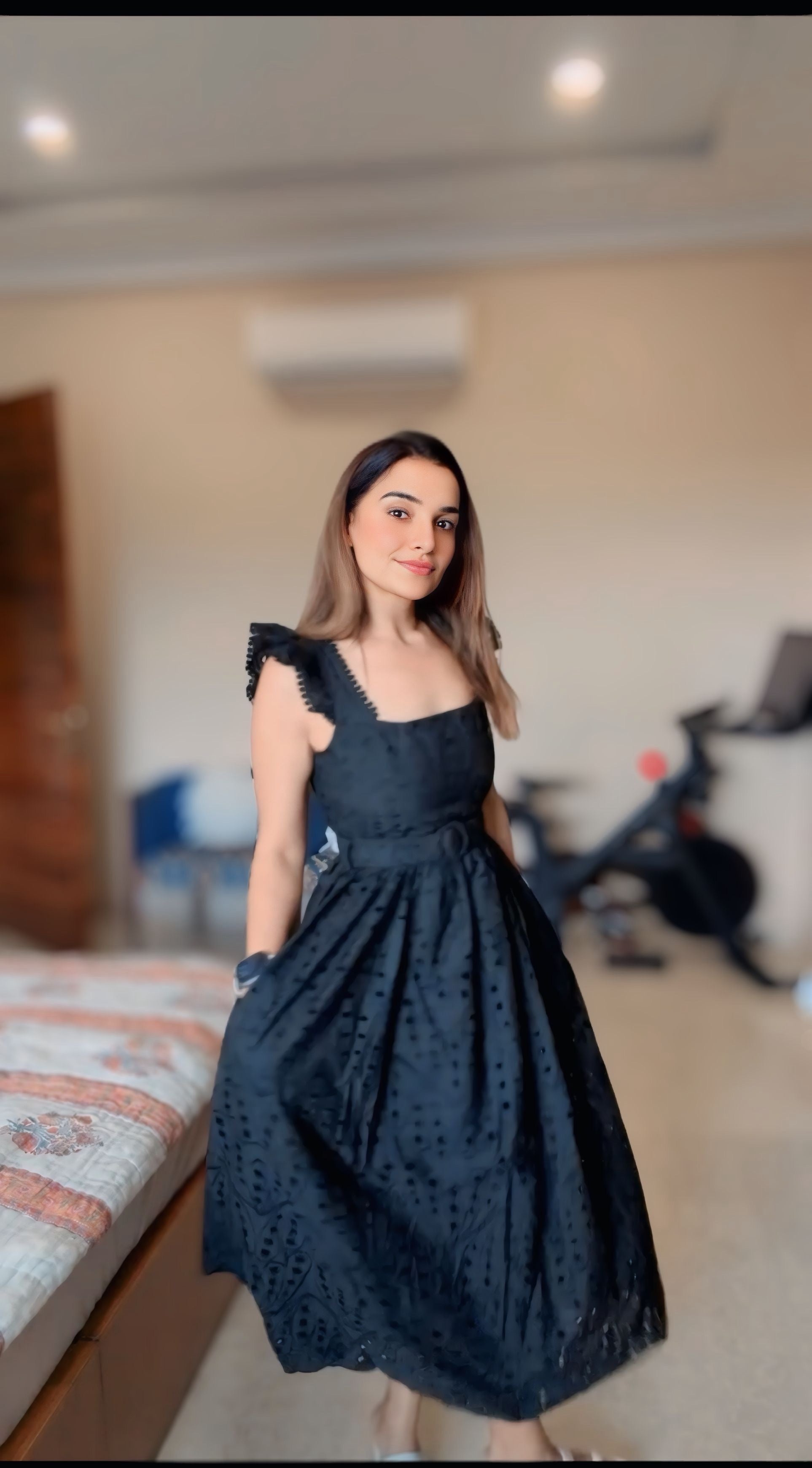 The Lace Dress - Black