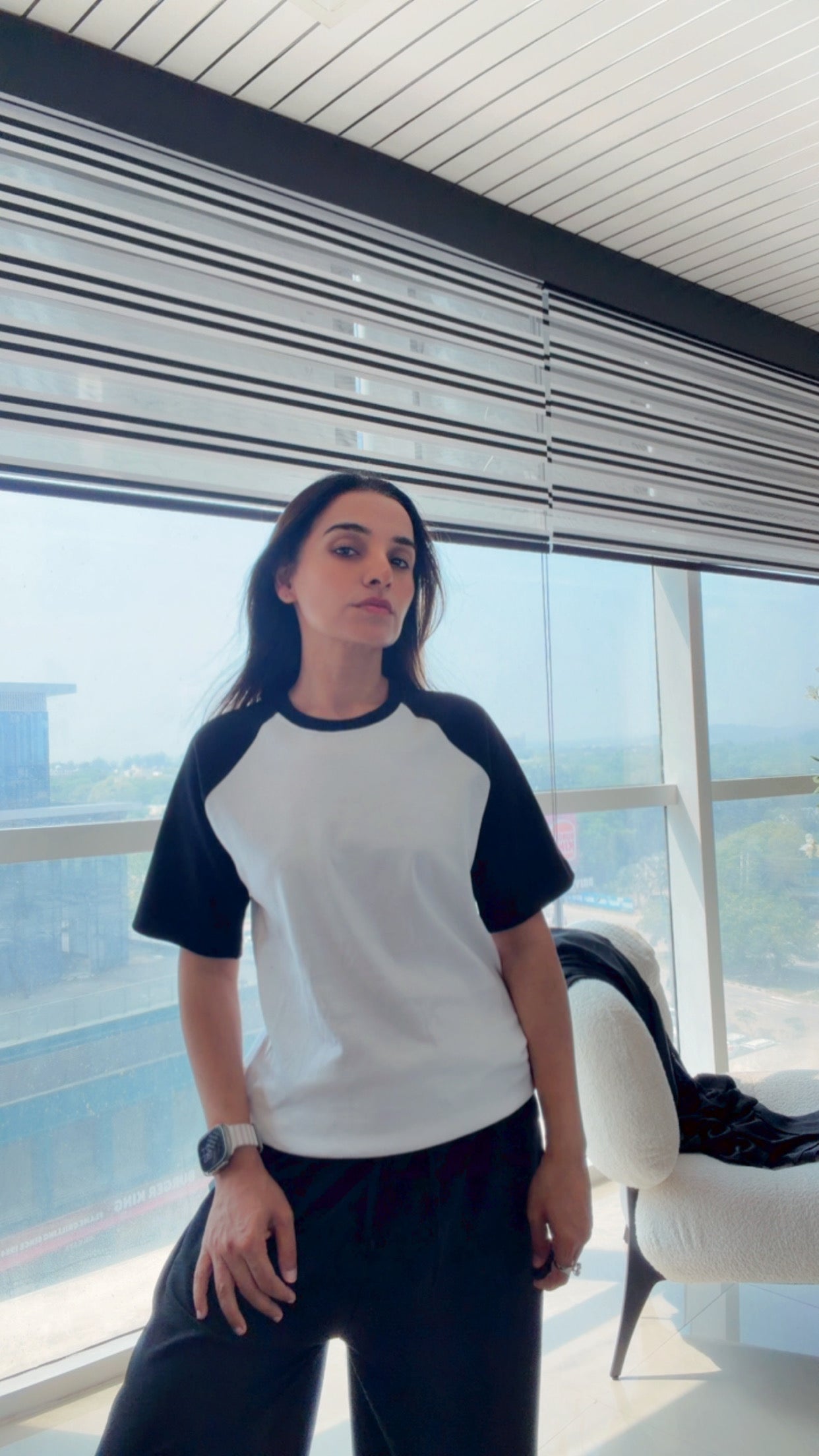 Orbit Raglan - White