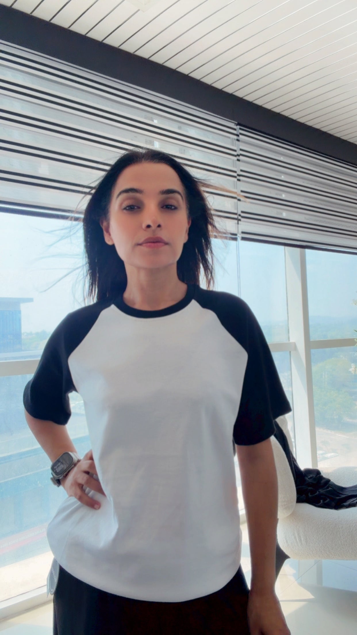 Orbit Raglan - White